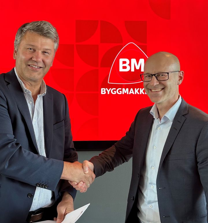 Dagfinn Lindberg, CEO i Viken-Gruppen og Andreas Øgaard Bergh, Nasjonal Salgssjef i Byggmakker