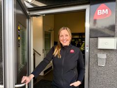 Kine Skatland (41) er ansatt som varehussjef ved Byggmakker Steinkjer.