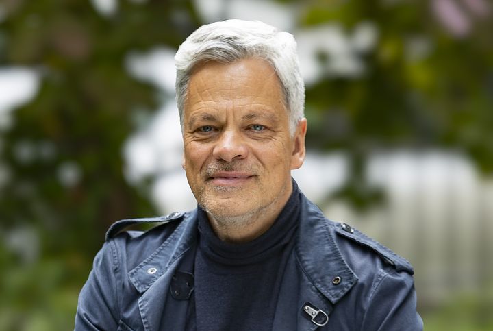Dr Manfred Knof