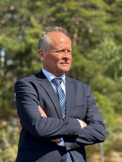 Erlend Grimstad, advokat og strategisk rådgiver. Erlend Grimstad, lawyer and strategic advisor.