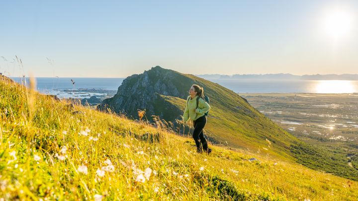 Turister søker opplevelser utenfor de mest besøkte stedene. Skjulte stier, rolige bygder og naturnære aktiviteter med lavt tempo blir stadig mer ettertraktet. CH/VisitNorway.com