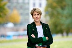 Cecilie Lind, daglig leder i Handelens Miljøfond, mener det er viktig at forbrukerne vet at ikke alle butikker betaler posekontingent.