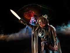 Bastian (Ina Svenningdal)