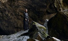 Ameli Isungset Agbota spelar rolla som Ragnhild.