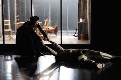 Ameli Isungset Agbota som Ragnhild.