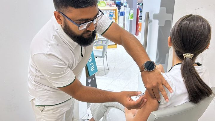 INFLUENSAVAKSINEN: I fjor valgte 220.000 å få satt årets influensavaksine i apotek. Foto: Vitusapotek