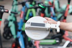 Norsk utviklet sensor for sporing av elsparkesykler