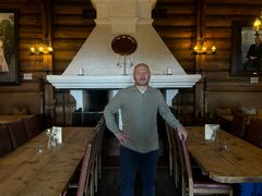 Gleder seg til at restauranten åpner igjen i dag. Stig Furuseth, restauranteier og daglig leder for Frognerseteren Restaurant.