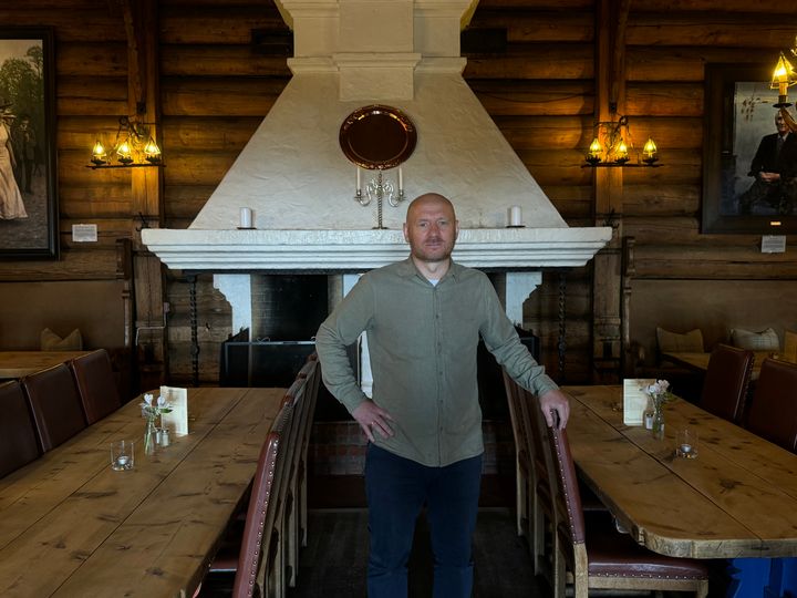 Gleder seg til at restauranten åpner igjen i dag. Stig Furuseth, restauranteier og daglig leder for Frognerseteren Restaurant.