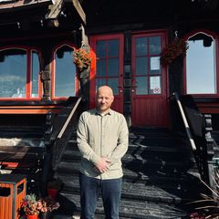 I dag åpnet Frognerseteren Restaurant igjen. Stig Furuseth, restauranteier og daglig leder for Frognerseteren Restaurant gleder seg til at restauranten åpner igjen i dag.