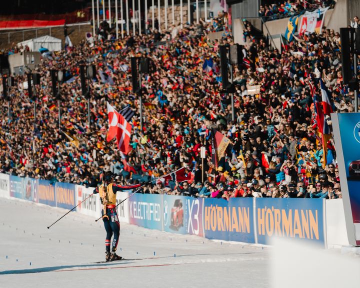 Fulle tribuner under verdenscupfinalen i 2025