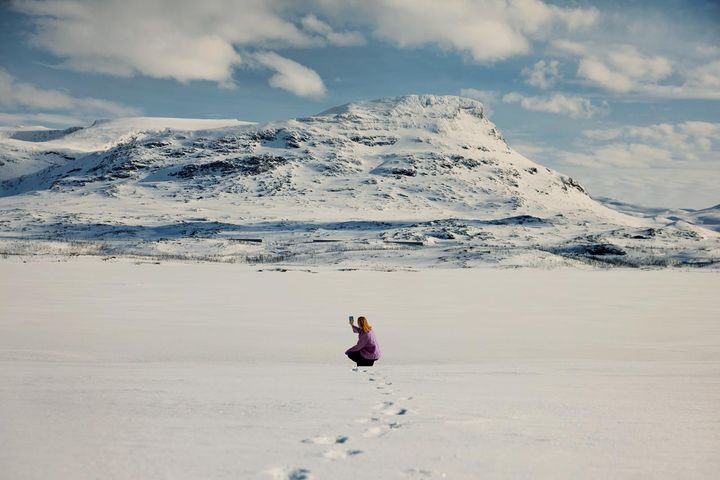 Husk å beskytte mobilen din mot kulde