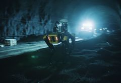 Robothund i aksjon under piloten