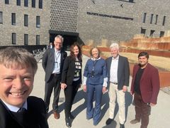FrP ønsker å få den nye Politihøyskolen til Nordre Follo. Her fra et besøk på Politiets nasjonale beredskapssenter på Taraldrud i 2023. Fra venstre: Bjørn Richard Johansen, Hans Andreas Limi, 1. nestleder i FrP, Liv Gustavsen den gangen fylkesvaraordfører og fylkestingsgruppeleder i Akershus fylke og nå stortingsrepresentant for FrP fra Akershus, Sylvi Listhaug partileder i FrP, Tønnes Steenersen, varaordfører i Nordre Follo fra FrP og gruppeleder, samt stortingsrepresentant fra Akershus Himanshu Gulati.