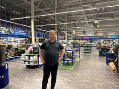 Norgessjef og landssjef Hans-André Sørvik sier valget av Nordre Follo var naturlig,  nå som de har landets mest moderne butikk og lager lagt til området.