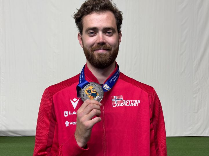 Jon-Hermann Hegg med sin 22. verdenscup-medalje
