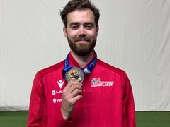 Jon-Hermann Hegg med sin 22. verdenscup-medalje