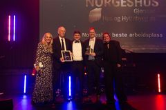 Norgeshus Gjerstad Hus- og Hyttebygg ble kåret til Norgeshus beste arbeidsplass.