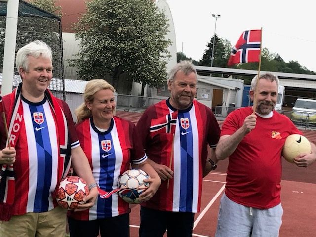 Varaordfører Tønnes Steenersen, Fremskrittspartiet, ordfører Cecilie Pind, Høyre, Paal Alexander Sjøvall, Senterpartiet og gruppeleder Kjell Johansen Pensjonistpartiet. Foto: Bjørn Richard Johansen.