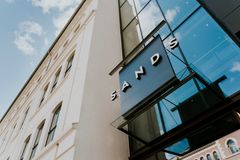SANDS Advokatfirma AS har sendt stevning og varslet gruppesøksmål mot Norsk Tipping.