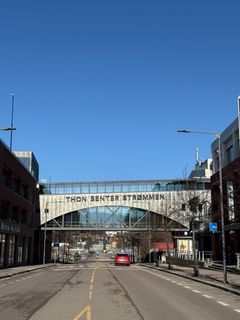 Ny logo på senterets ikoniske bro