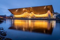 Kilden teater og konserthus i Kristiansand slår i 2025 sin publikumsrekord, som har stått siden Kildens åpningsår i 2012.