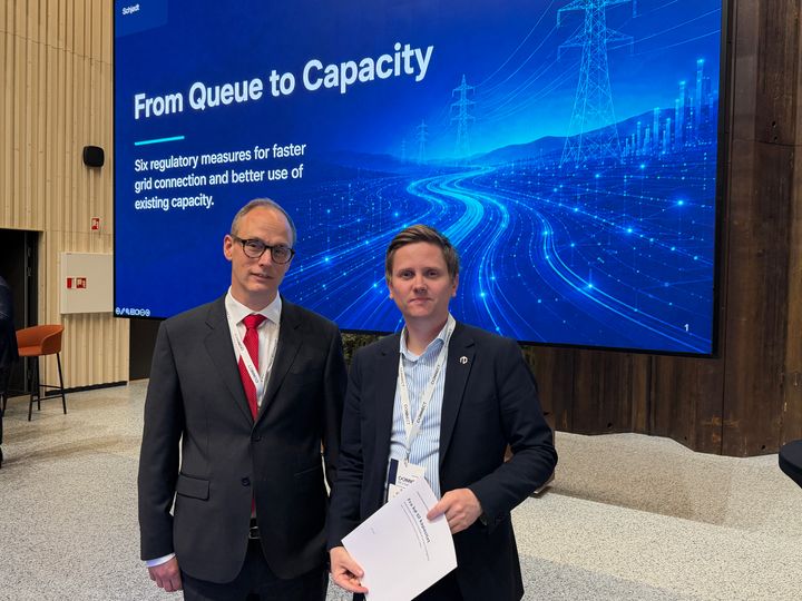 Bård Standal (partner i Schjødt) og Reynir Johannesson (daglig leder i Norsk datasenterindustri)