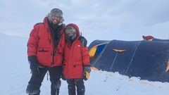 Mina og Alexander har gjennomførst ekspedisjonen Svalbard på langs 2026. Dette er den største ekspedisjonen far og datter har gjennomført sammen.
