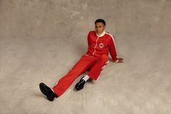 Antonio Nusa i tracksuit