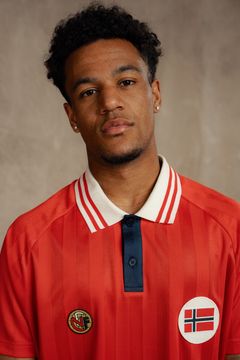 Oscar Bobb i heritage-trøye