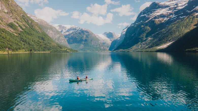 Oppgavekoder_Kano i vann i en fjord