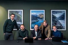 Noen av nøkkelpersonene i Kitebrook Infra samlet her. Fra Venstre Andy Edwards, Geoff Fox, Byrne Murphy, Kjetil Ertnæs og Rob Jones