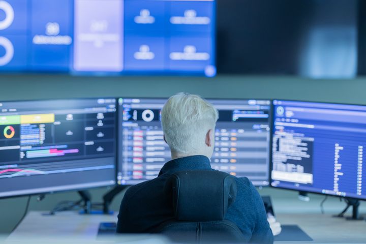 BESKYTTER: Fra denne døgnbemannede SOC-en i Norge beskytter Netsecurity sine kunder. Bare de ni første månedene av 2026 stanset selskapet over 20.000 angrep.