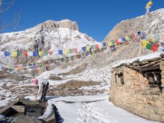 Helene Mulholland, forfatter av den kommende boka 'Du kan ikke leve sånn! – En nomades historie om veien til annerledes rikdom'. Her i Nepal.