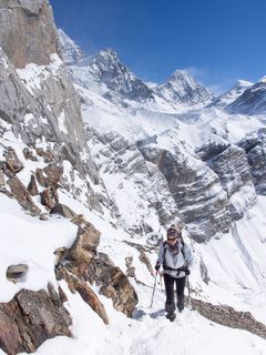 Helene Mulholland, forfatter av den kommende boka 'Du kan ikke leve sånn! – En nomades historie om veien til annerledes rikdom'. Her i Nepal.