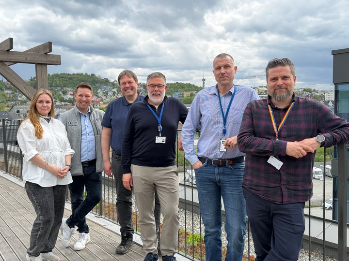 From left to right: Terje Johansson Vullum: Tjenesteforvalter Google Workspace, Trondheim Digital Christian Bøhn: Nestleder, Trondheim Digital Anders Solhaug: Enhetsleder, Trondheim digital Cato Aune: Tech Lead, Devoteam Thomas Bruun: Sales Manager, Devoteam Majken Evensen: Change Manager, Devoteam