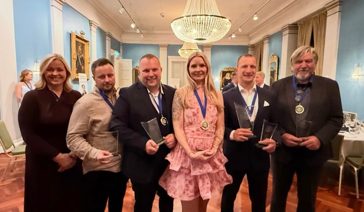 Prisutdeler og årets vinnere i Norges Hyggeligste Håndverker. F.v: Kjersti Stenseng, Lasse André Bjørn rørlegger, Christoffer Mouritsen elektriker, Christina Lie lærling, Oleksii Sinitsyn snakker/tømrer og Kjetil Hugsted åpen klasse (murer).
