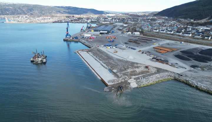 Prosjektet i Mo i Rana skal gi en moderne dypvannskai og tryggere innseiling – viktig infrastruktur for fremtidens sjøtransport.
