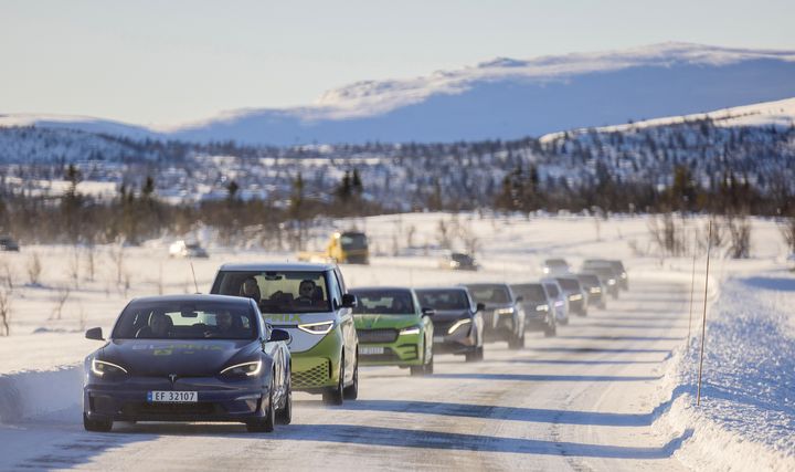 Under fjorårets vintertest kjørte Tesla Model S 530 kilometer, den lengste distansen i testens historie. Kan Lucid Air kjøre lengre i årets vintertest?