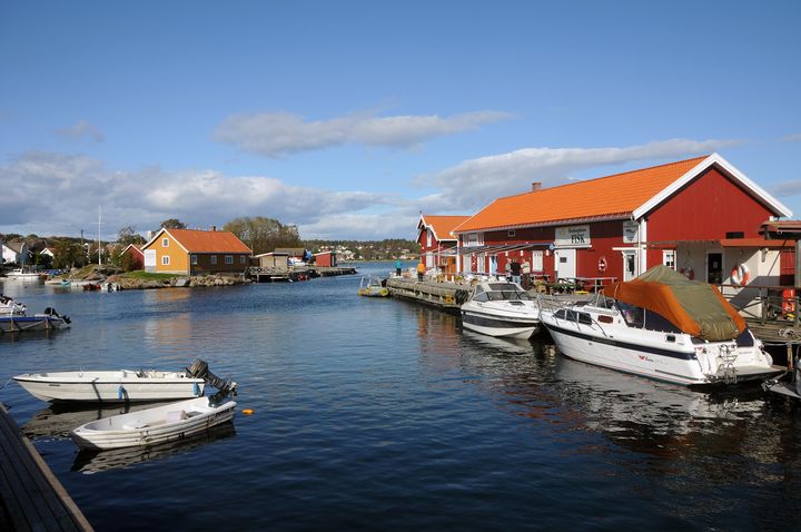 Langs vikingveien kommer du blant annet til idylliske Nevlunghavn som ligger utenfor Larvik.