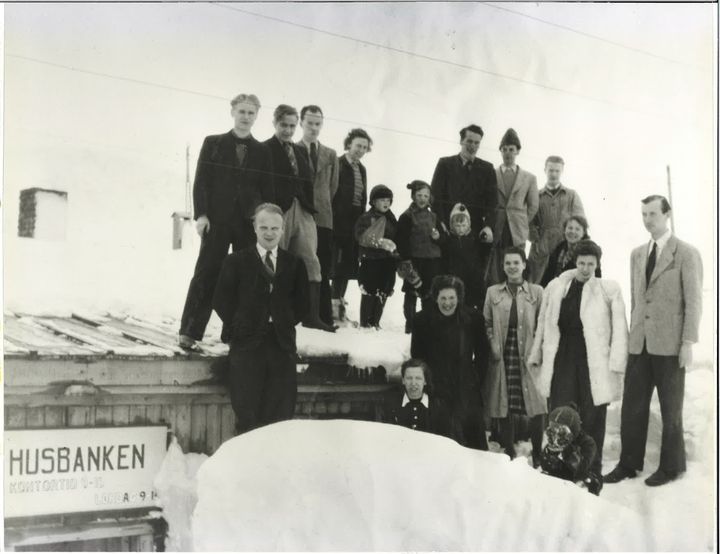 Ansatte ved det første regionkontoret i Husbanken, mars 1946.