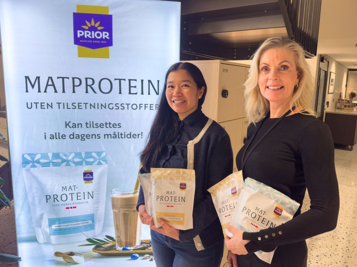 Kategorigruppesjef i Boots, Nancy Nguyen Skulstad, og innovasjonsleder i Nortura, Ann-Christin Johnsen Bakke, med nye norske protein-produkter