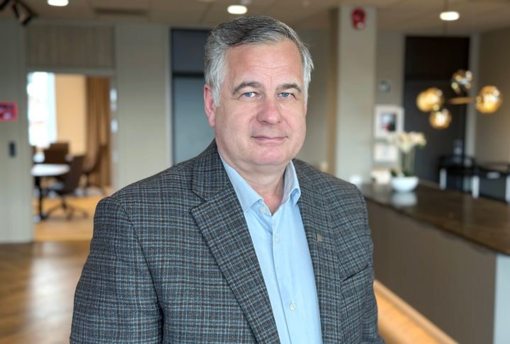 – Etter flere år med kraftig prisstigning og høye renter er kravet om reallønnsvekst ufravikelig, sier Parats forhandlingsleder, Kjell Morten Aune.