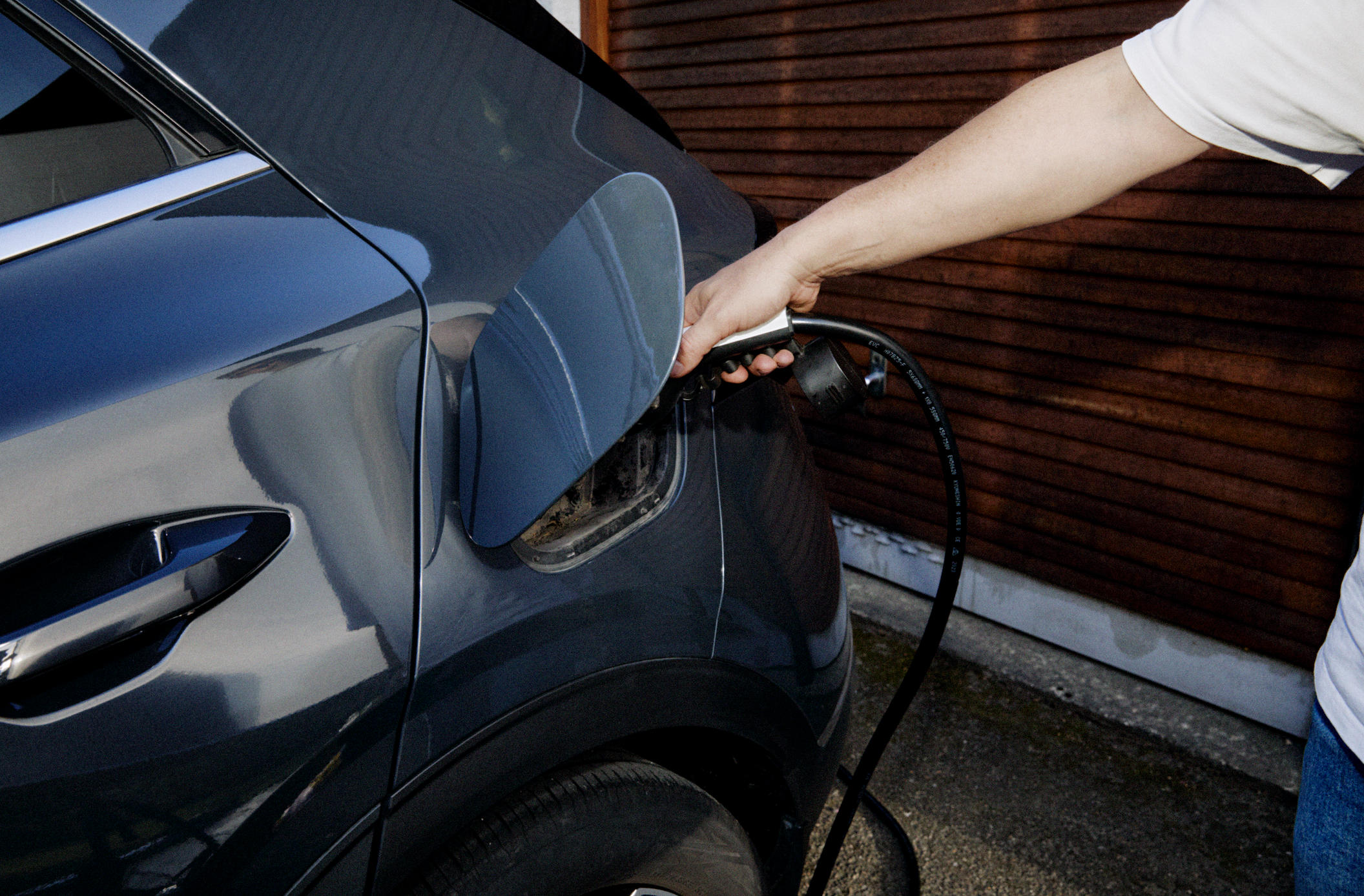 Høye drivstoffpriser sender kjøperne mot elbil