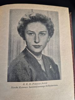 Prinsesse Astrid har vært Sanitetskvinnenes høye beskytter siden 1954.