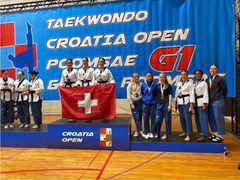 Bronse i team juniorklassen under Croatia Open i Taekwondo Poomsae