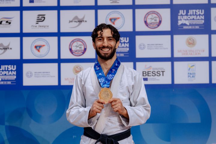Hama Agha Balisany(30) med gullmedaljen i Heraklion.