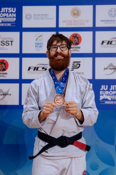 Carl-Erik Høyum(36) med EM-bronse.