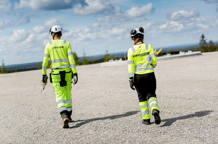 Kanonaden Entreprenad er tildelt oppdraget med å utføre bygge- og installasjonsarbeidet for to nye seriekompenseringsstasjoner for Svenska kraftnät.