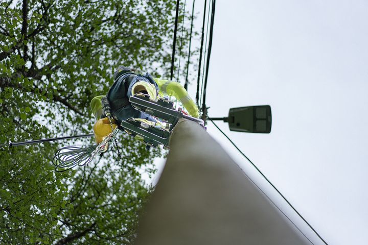 Linjemontør i AF Elkraft